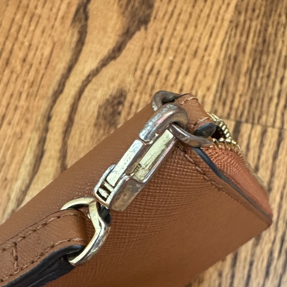 Tory Burch Cognac Leather Zip-Around Wristlet - Picture 6 of 6